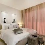 Luxury Happiness Private Pool, Jacuzzi, Sauna & Gym Near The Βίλα Stanici