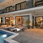 Luxury Happiness Private Pool, Jacuzzi, Sauna & Gym Near The Βίλα *