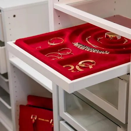 Luxury Happiness Private Pool, Jacuzzi, Sauna & Gym Near The * Stanici