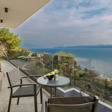 Villa Luxury Happiness Private Pool, Jacuzzi, Sauna & Gym Near The