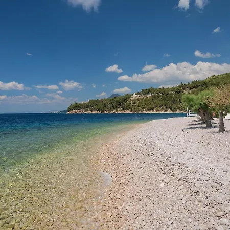 Villa Luxury Happiness Private Pool, Jacuzzi, Sauna & Gym Near The Stanici